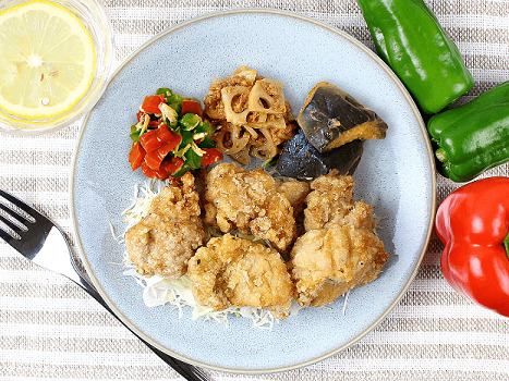 ナッシュ　にんにく醤油から揚げ